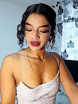 Snapshot of Aphrodite-777 chatting on March 21, 2:07 pm Aphrodite-777 online show from March 21, 2:07 pm