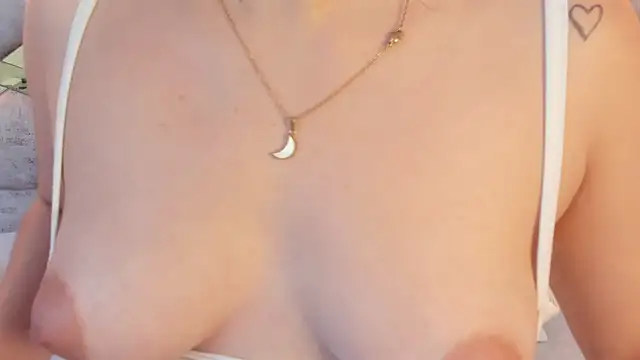 Snapshot of Sofiia_Rossee_ chatting on September 27, 8:14 pm Sofiia Rossee online show from September 27, 8:14 pm