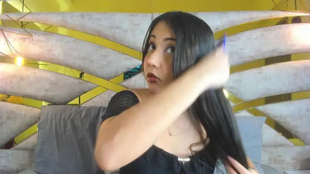 Snapshot of Sofiia_Rossee_ chatting on October 29, 8:10 pm Sofiia Rossee online show from October 29, 8:10 pm