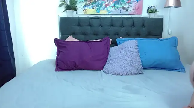 mia velvet1 online show from March 11, 5:13 pm