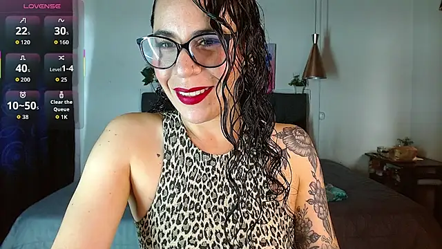 mia velvet1 online show from October 7, 2:58 pm