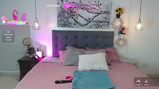 Rose Thompson1 online show from December 17, 1:39 pm