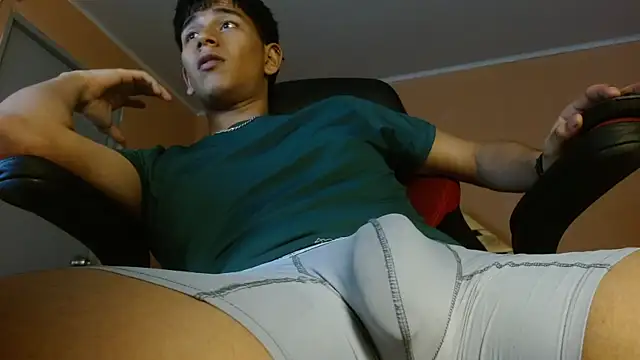 Snapshot of jettdread chatting on November 19, 6:41 pm jettdread online show from November 19, 6:41 pm