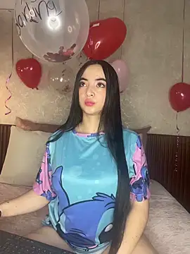 Snapshot of alisonnwalker2025 chatting on February 17, 12:56 pm alisonnwalker2025 online show from February 17, 12:56 pm