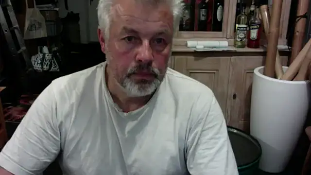 Berg Boy online show from September 14, 9:14 pm