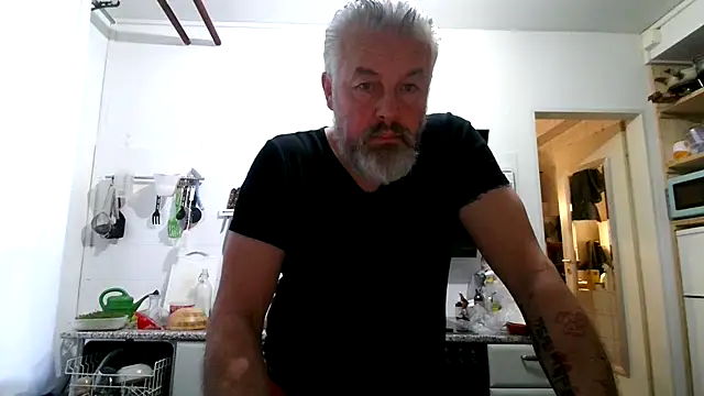 Berg Boy online show from February 23, 6:33 am