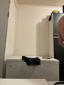 Hugo34bg online show from February 28, 3:07 am