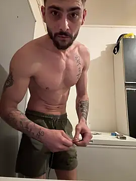 Hugo34bg online show from March 23, 1:42 am