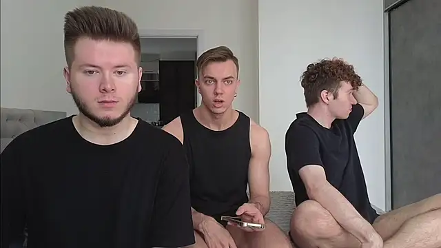Snapshot of boys_sobolisha chatting on June 23, 8:34 am boys sobolisha online show from June 23, 8:34 am