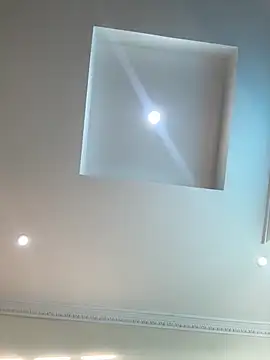 Snapshot of Ivelleee_ chatting on December 3, 10:08 pm Ivelleee online show from December 3, 10:08 pm