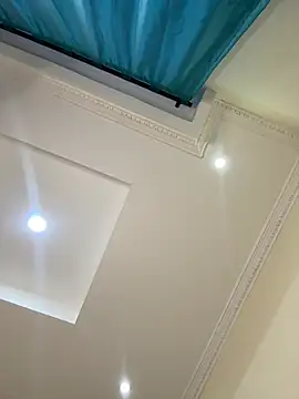 Snapshot of Ivelleee_ chatting on January 9, 10:55 pm Ivelleee online show from January 9, 10:55 pm