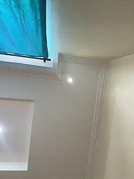 Snapshot of Ivelleee_ chatting on January 31, 9:46 pm Ivelleee online show from January 31, 9:46 pm