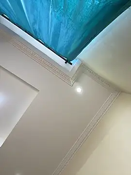 Snapshot of Ivelleee_ chatting on February 1, 12:37 pm Ivelleee online show from February 1, 12:37 pm