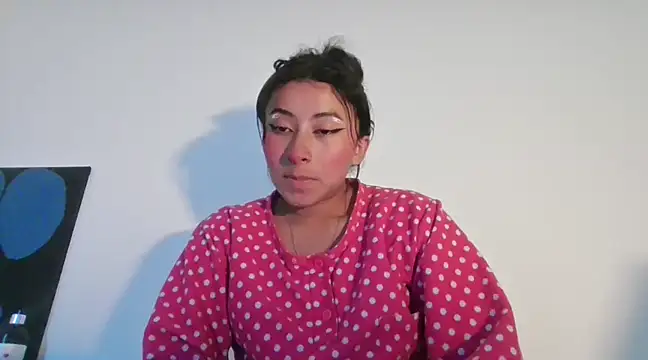 Snapshot of Khalessi-j chatting on March 14, 2:08 pm Khalessi-j online show from March 14, 2:08 pm