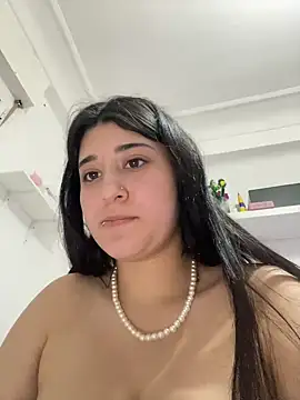 SashaLuss  online show from March 17, 8:09 pm