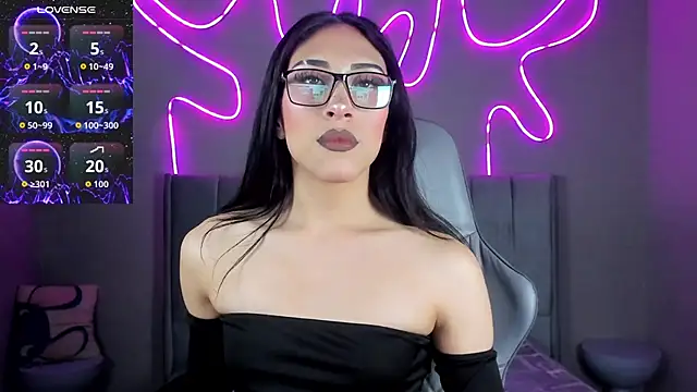 madison  rey online show from November 21, 4:44 am