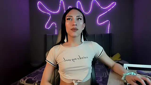 madison  rey online show from December 4, 12:47 pm