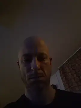 svenpfeifer online show from December 16, 1:10 am