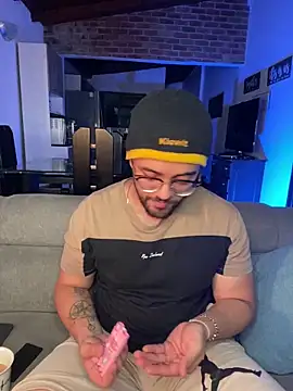 SrM0rgan online show from March 14, 2:42 am