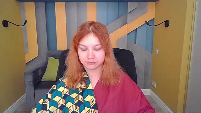 AngelinaLow online show from March 23, 12:31 pm