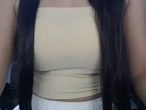 Snapshot of TheMostBeautifullGirl- chatting on June 25, 6:34 pm TheMostBeautifullGirl- online show from June 25, 6:34 pm