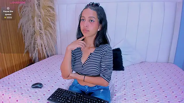 Snapshot of tianna_princess chatting on September 19, 12:17 pm tianna princess online show from September 19, 12:17 pm