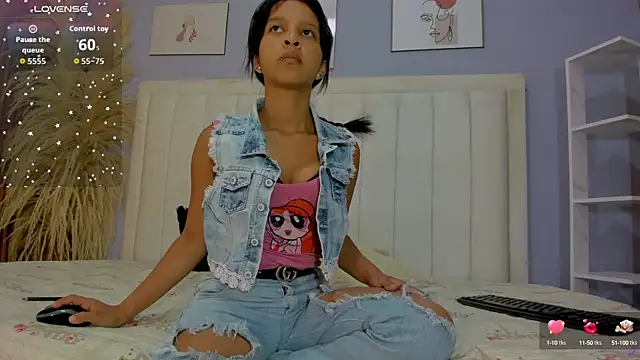 Snapshot of tianna_princess chatting on October 7, 12:02 pm tianna princess online show from October 7, 12:02 pm