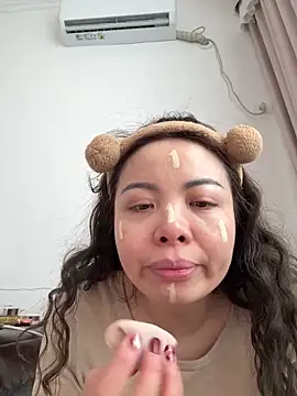 aa520uv online show from February 1, 3:05 am