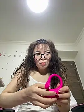 aa520uv online show from March 20, 4:39 am