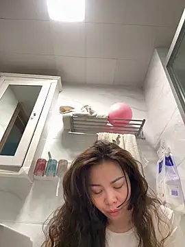 aa520uv online show from April 13, 1:22 am