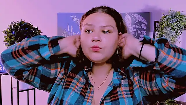 FlorenceAnderson online show from September 28, 7:36 am