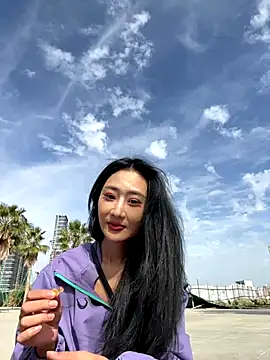 Snapshot of linger-23 chatting on November 28, 6:05 am linger-23 online show from November 28, 6:05 am