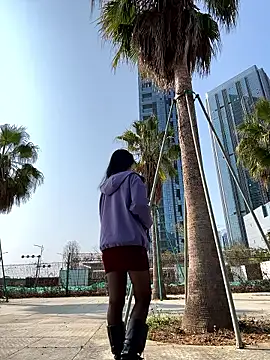 linger-23 online show from January 18, 6:06 am