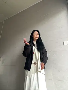 linger-23 online show from March 20, 5:45 am