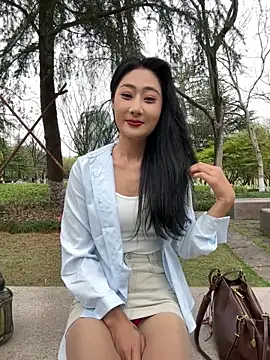 linger-23 online show from March 29, 7:52 am