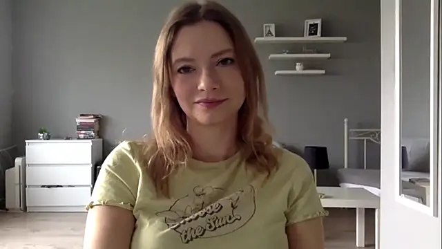 Snapshot of MillieShow chatting on October 10, 2:05 pm MillieShow online show from October 10, 2:05 pm