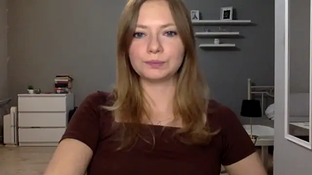 Snapshot of MillieShow chatting on November 8, 3:23 pm MillieShow online show from November 8, 3:23 pm