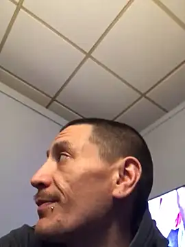 Snapshot of Imjoshinnu chatting on December 1, 11:26 am Imjoshinnu online show from December 1, 11:26 am