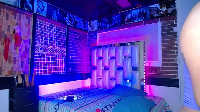 kriss sweetboobs10 online show from March 24, 12:43 pm