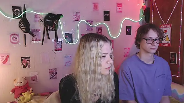 Your Horny Friends online show from October 6, 3:42 pm