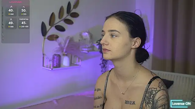 LexiiDarling online show from January 9, 5:15 pm