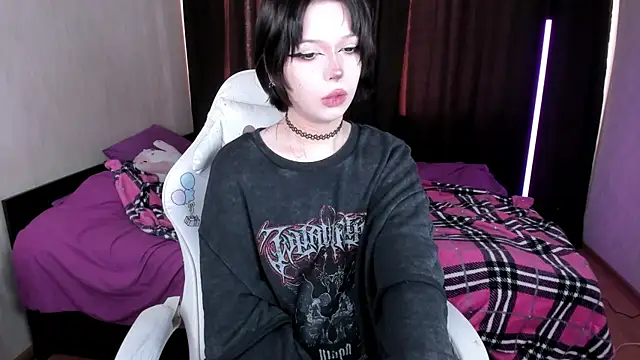 amelia mays xx online show from September 17, 1:35 pm