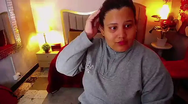 ailyn maury online show from March 20, 1:35 am