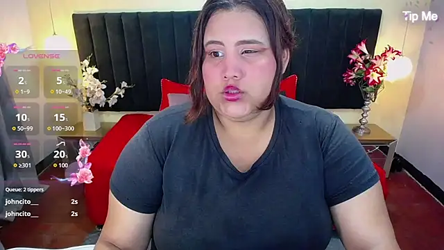 ailyn maury online show from September 16, 1:39 am