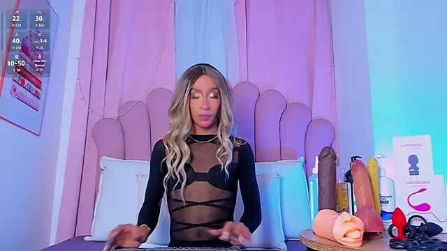 NicoleMadrird online show from April 16, 12:17 pm