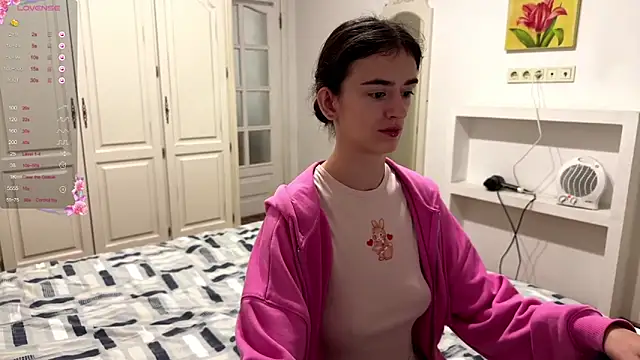 Snapshot of TwinTemptations chatting on October 6, 6:49 pm TwinTemptations online show from October 6, 6:49 pm