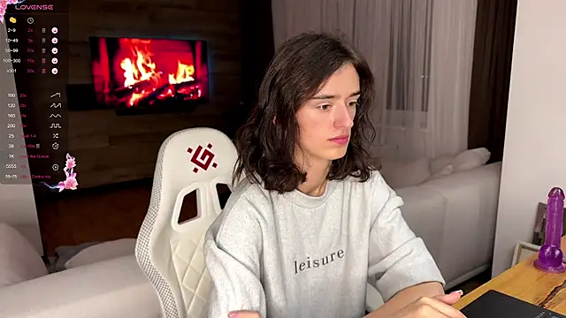 Snapshot of TwinTemptations chatting on October 9, 6:17 pm TwinTemptations online show from October 9, 6:17 pm