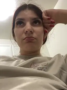 MeCherryy online show from March 20, 6:35 pm