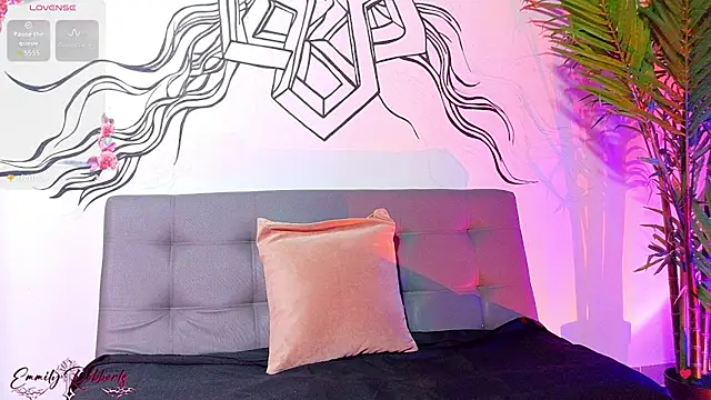 Emmi Roberts online show from February 12, 12:16 am