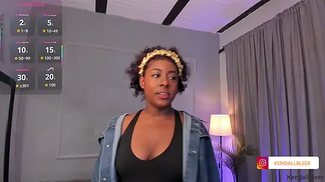 Snapshot of Kendallbleer chatting on September 11, 11:32 am Kendallbleer online show from September 11, 11:32 am